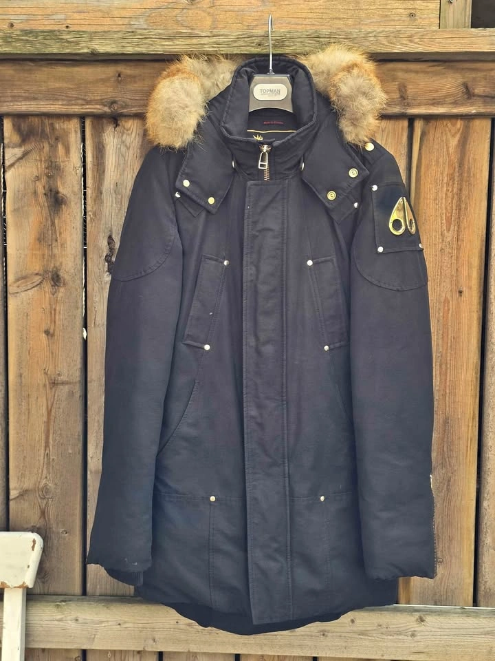Moose Knuckles men parka size XS