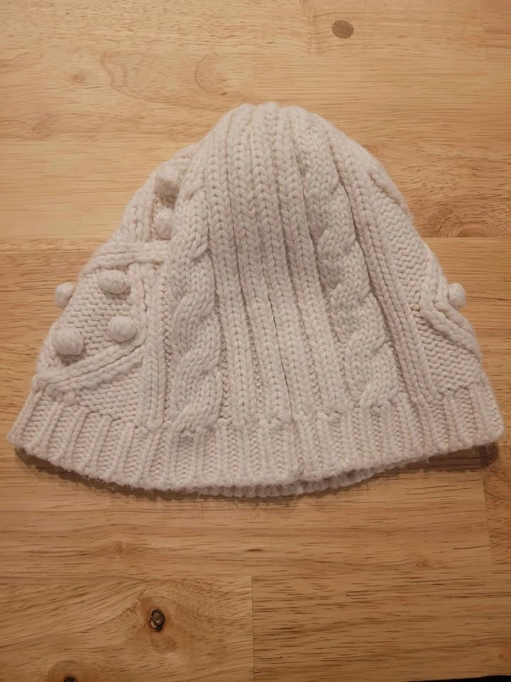 Le Château Cream Cable Knit Toque- Excellent Condition $23 - photo 4