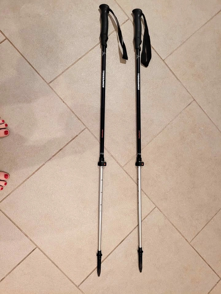 TREKKING POLES - Komperdell Peakhunter (30-50 inch)