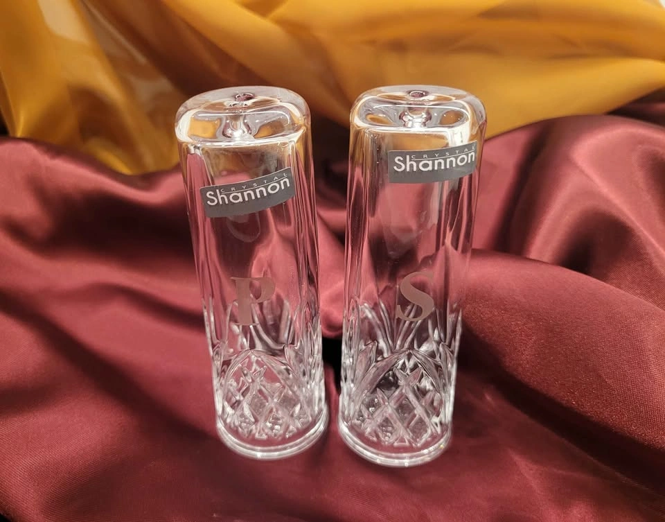 NEW Shannon Crystal Dublin Salt & Pepper Shakers – Original Box - photo 2
