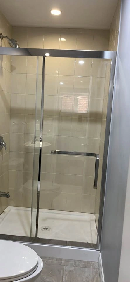 1 Bed 1 Bath - Apartment - photo 2