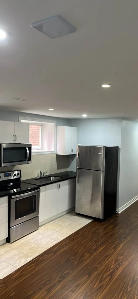 1 Bed 1 Bath - Apartment - photo 4