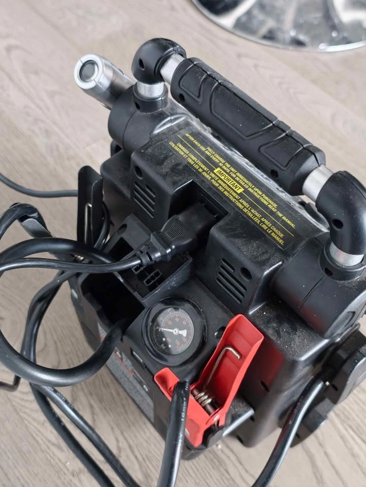 MotoMaster Eliminator Battery Booster Pack with Air Compressor - photo 4