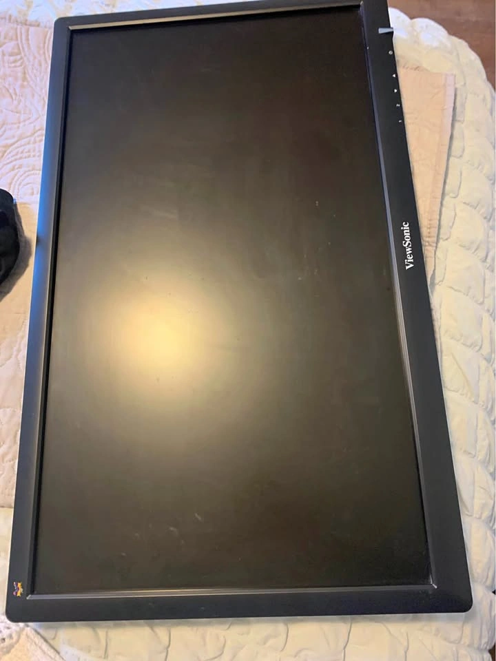 27 inch ViewSonic monitor