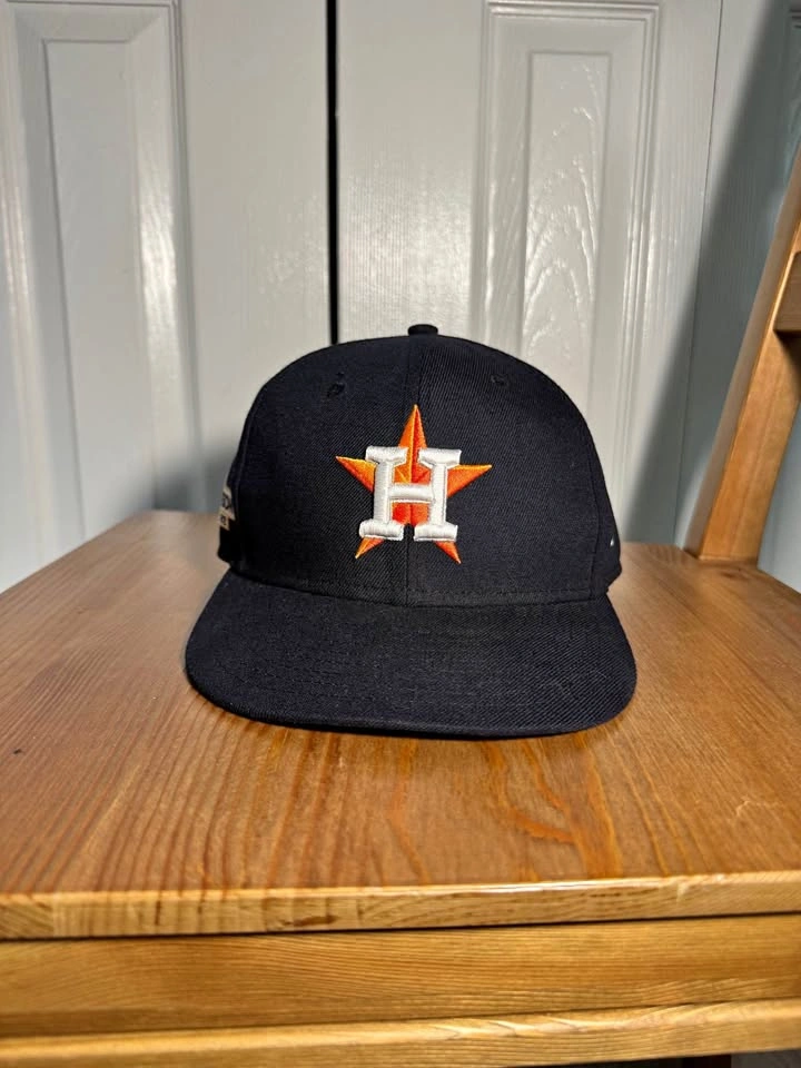 Houston Astros black fitted hat