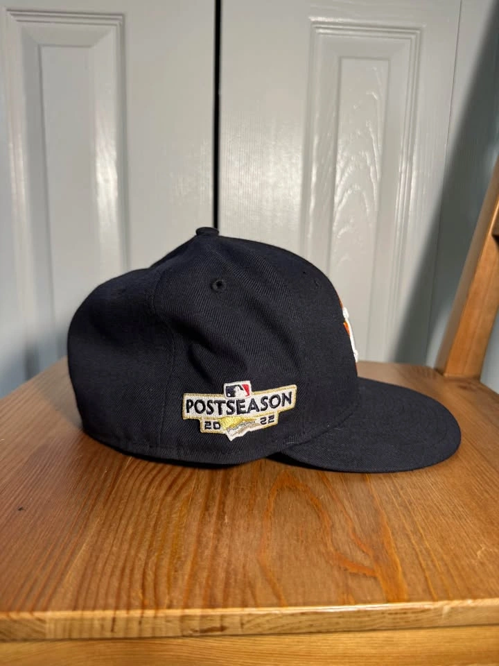 Houston Astros black fitted hat - photo 2