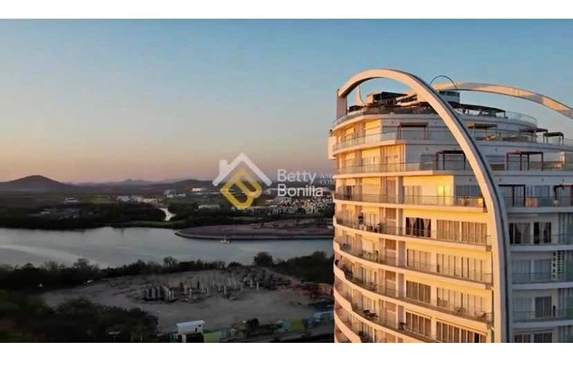 2 Beds 1 Bath - Condominium