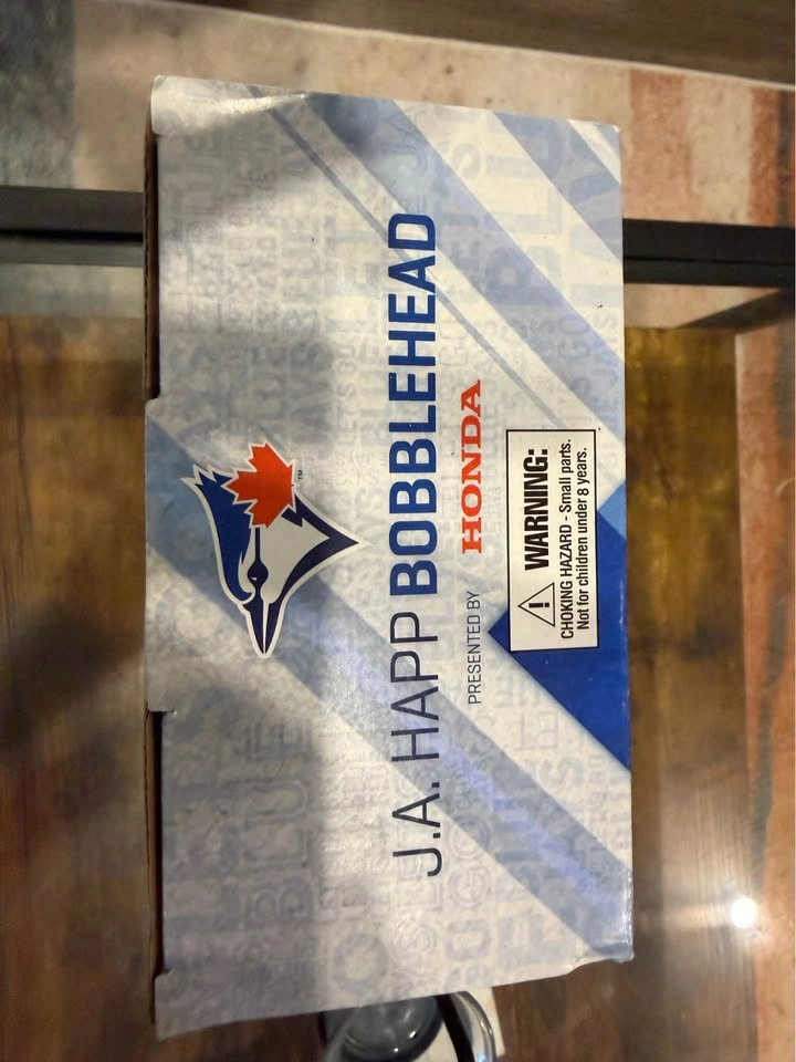 Toronto blue jays JA Happ bobble head - photo 2