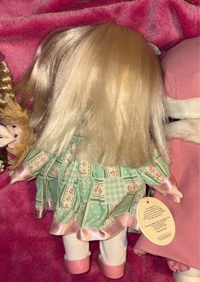 Precious moments dolls - photo 5