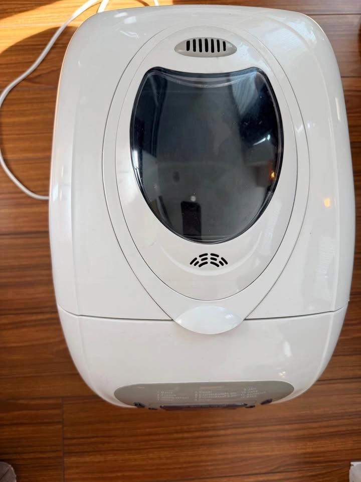 Bread Maker -Like New - photo 4