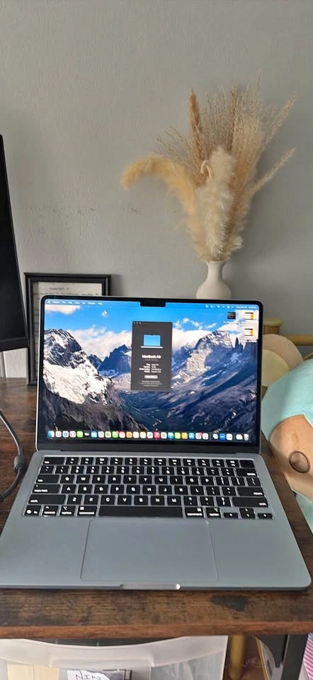 Macbook Air M4 13.6 Inch