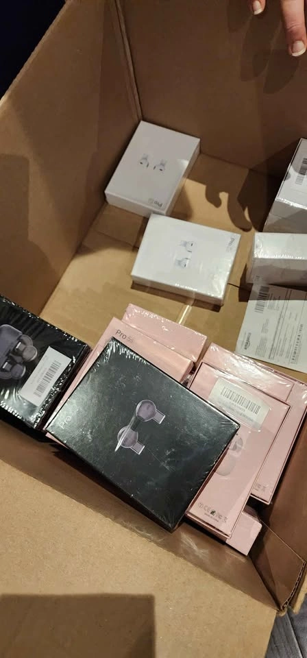 Bluetooth headphones wholesale - photo 2