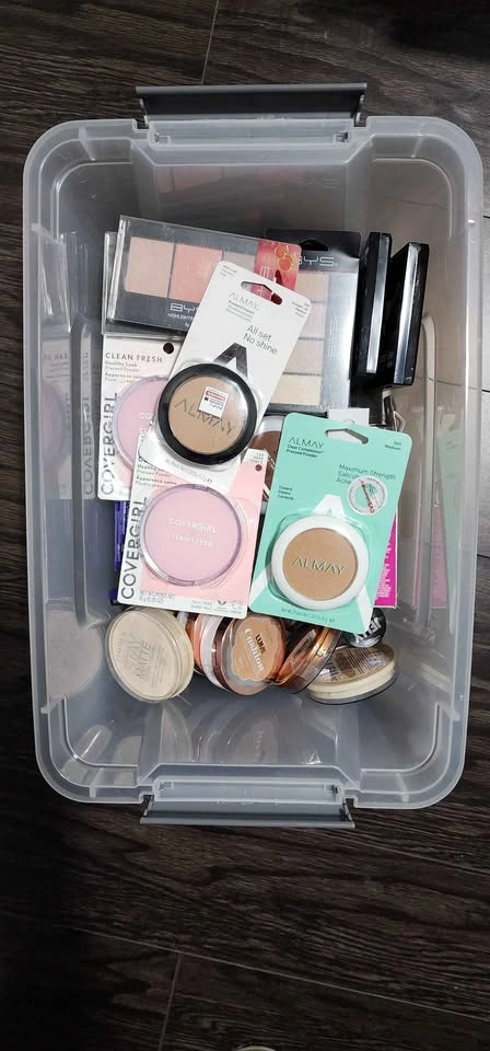 Cosmetics 100 pieces - photo 2