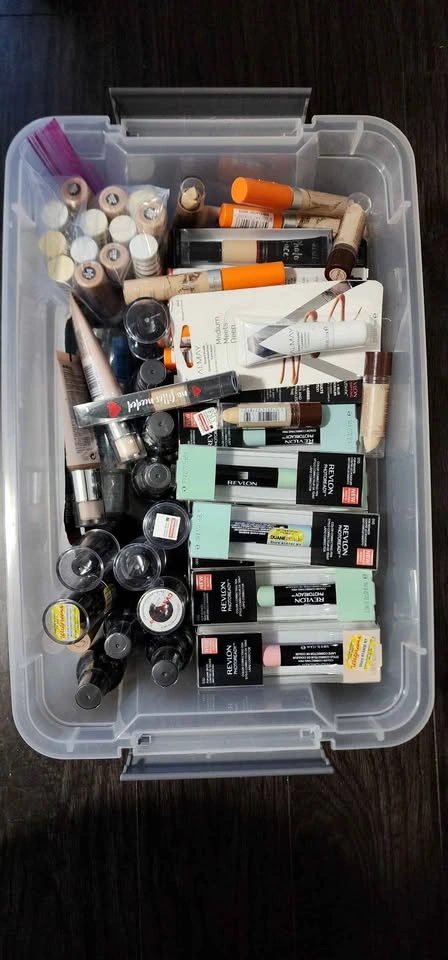 Brand name Cosmetics 100 pieces - photo 2