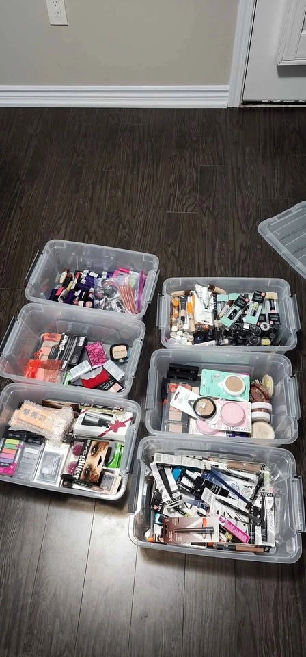 Brand name Cosmetics 100 pieces - photo 3