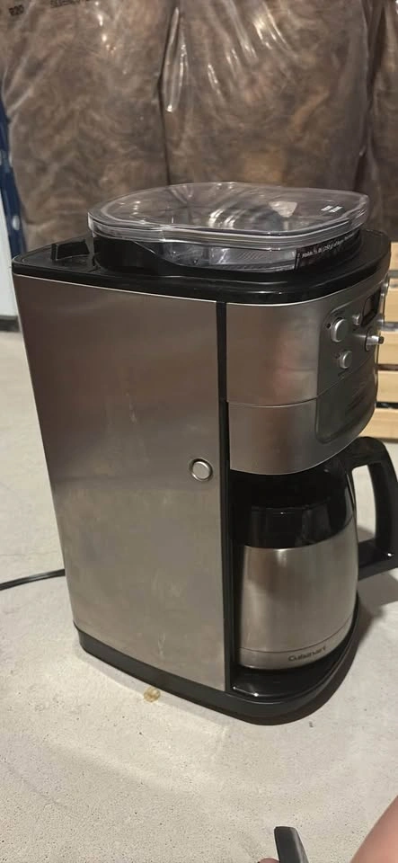 Cuisinart Fully Automatic Burr Grind & Brew Coffee Maker - photo 4