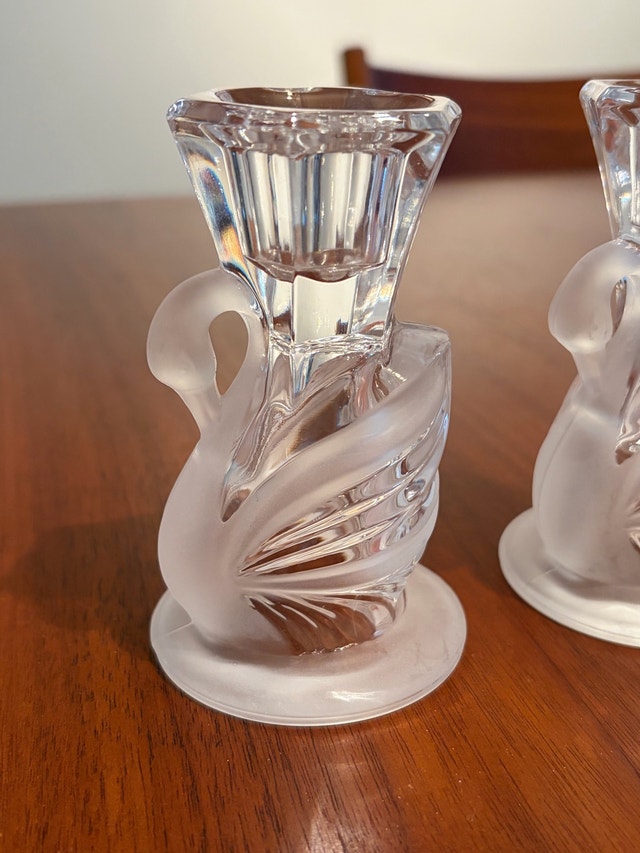 vintage PartyLite 24% Lead Crystal Swan Taper Candle Holders - photo 3