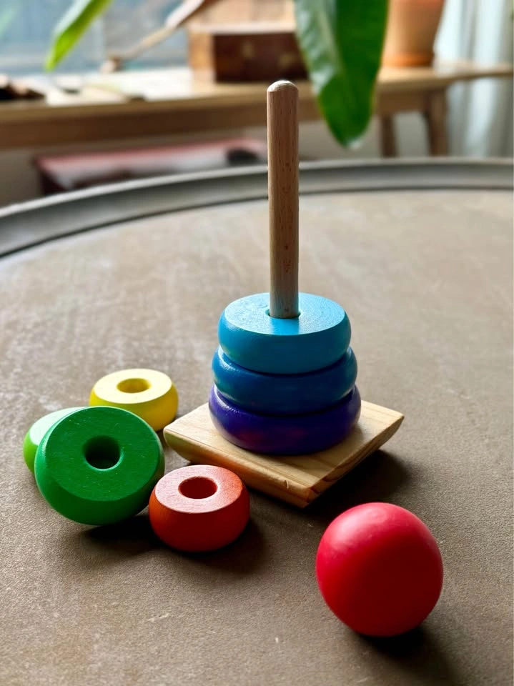 Melissa & Doug Wooden Rainbow Stacking Toy - photo 2