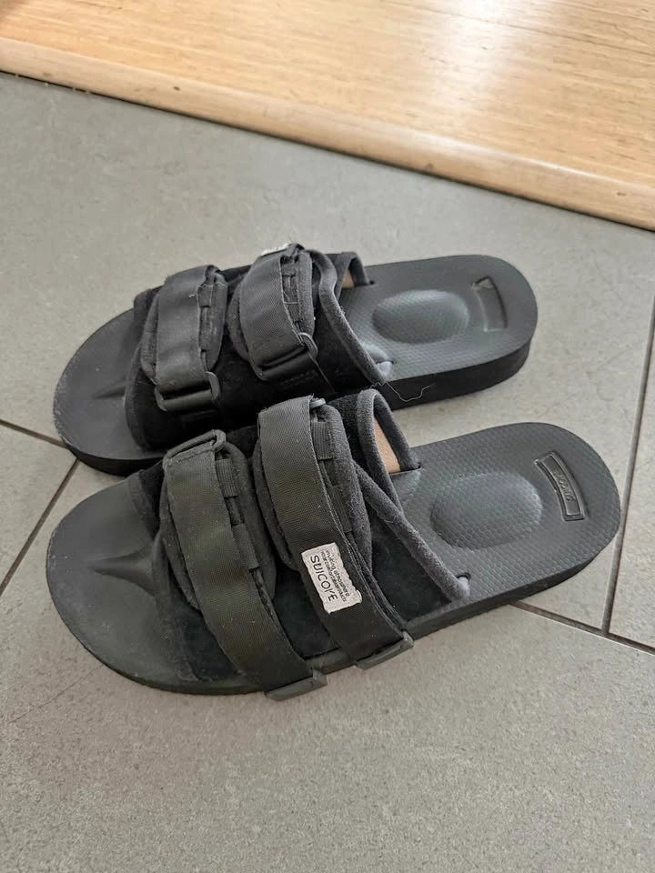 Suicoke Moto - Cab Black (size 9.5 mens)