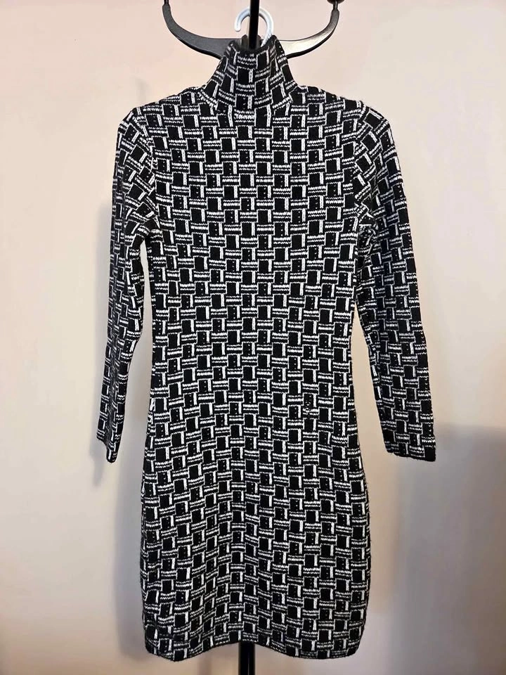 Zara Cotton Sweater Dress - Size M