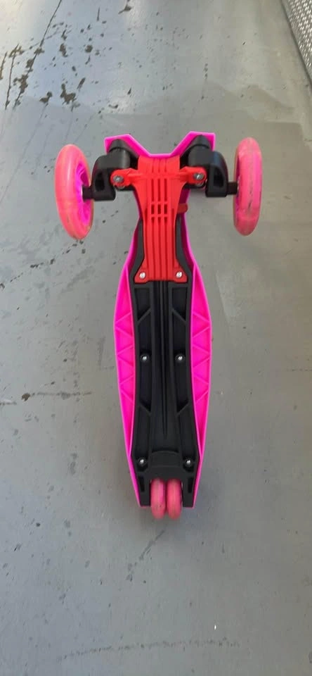 Rugged Racer Girls Pink Light up Scooter - photo 4