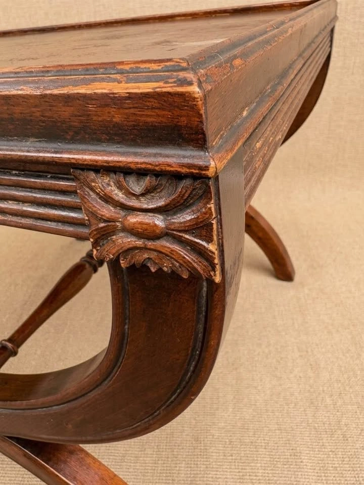 Vintage AMERGOLD 1930s Neoclassical Coffee Table - Restoration - photo 4