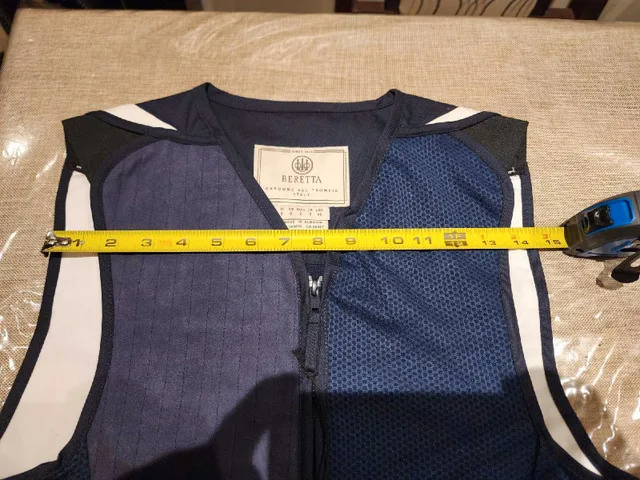 NEW - BERETTA Sporting Jacket for Range, R-handed (S) image indicator(2)