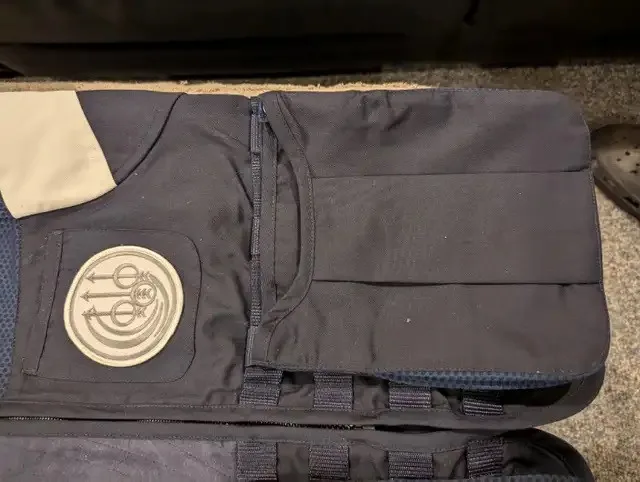 NEW - BERETTA Sporting Jacket for Range, R-handed (S) image indicator(7)