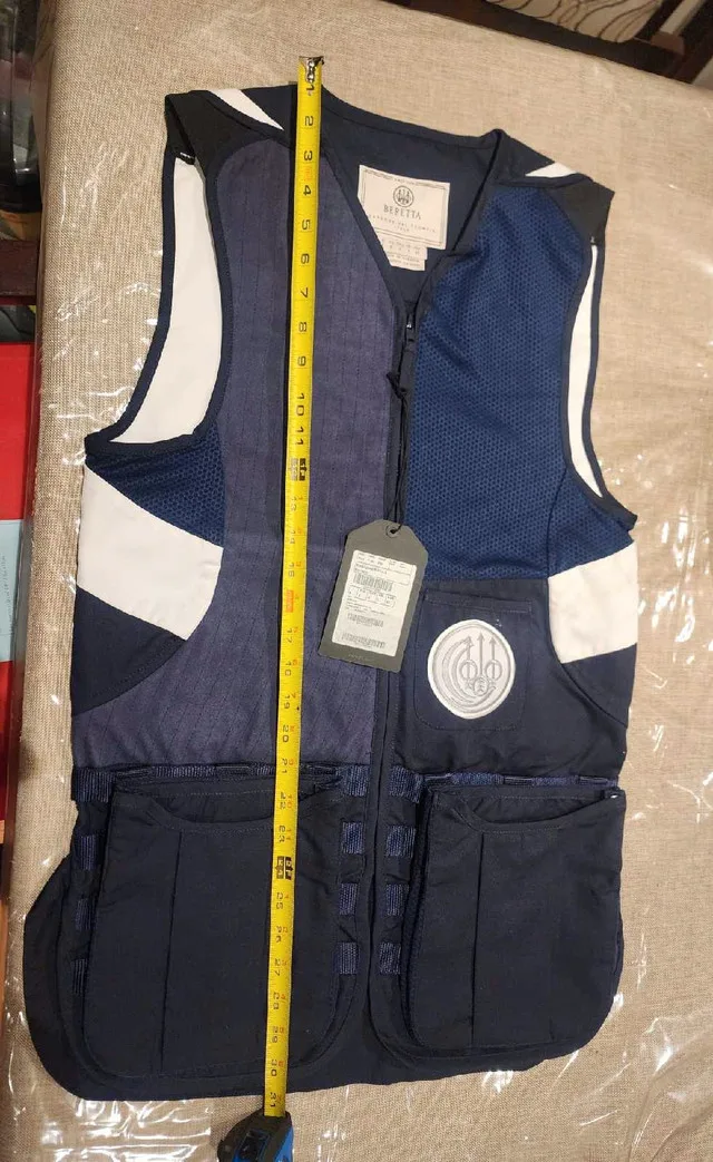 NEW - BERETTA Sporting Jacket for Range, R-handed (S) image indicator(9)