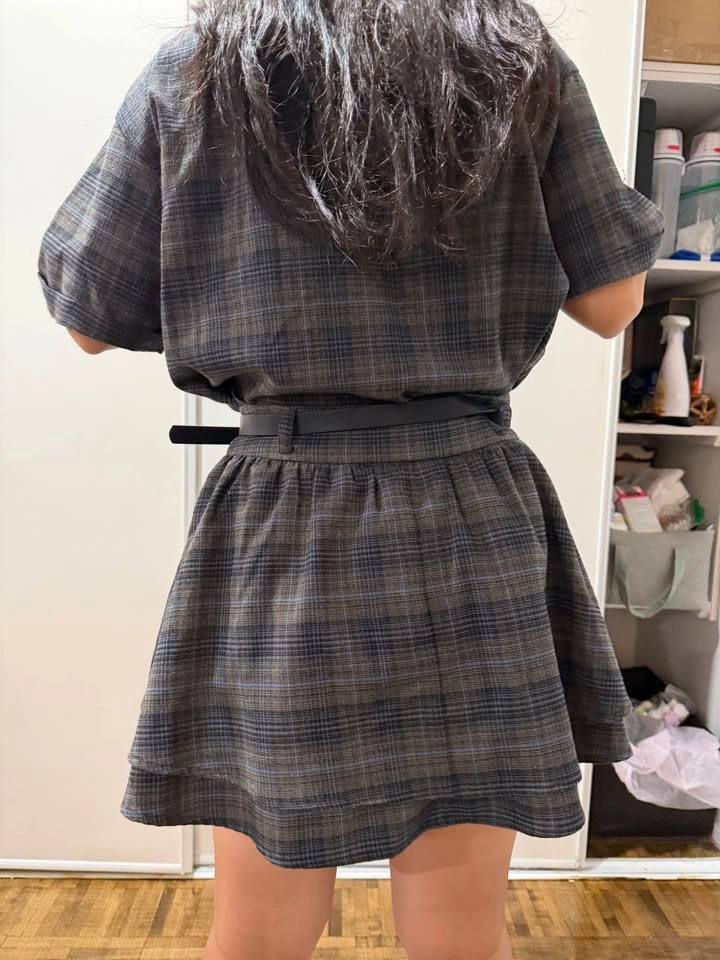 Plaid 2-Piece Shirt & Skirt Set with Belt – Size M - photo 2
