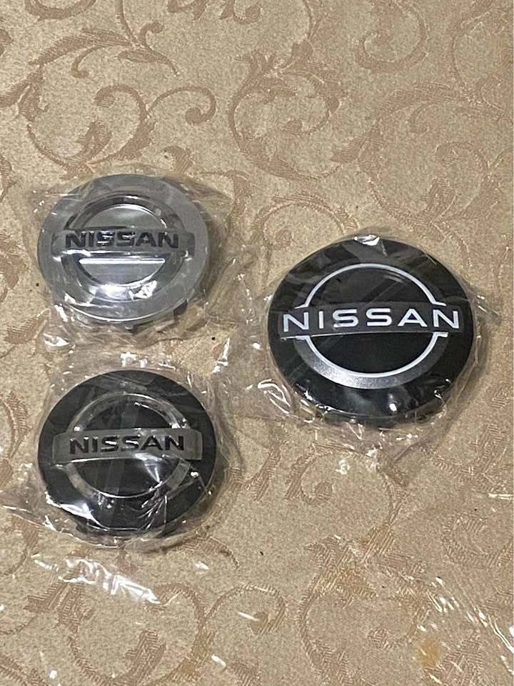Nissan logo center caps