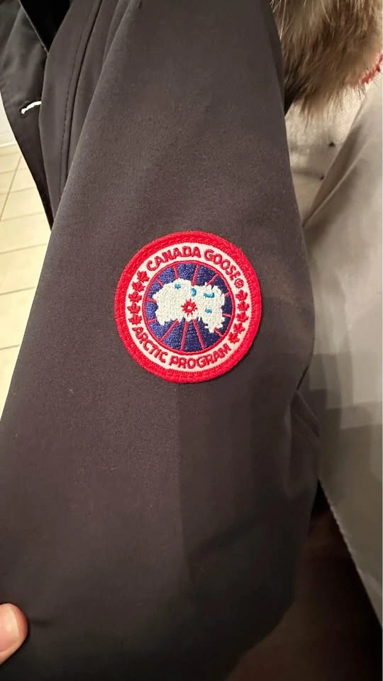 Canada Goose Jacket / women - photo 2