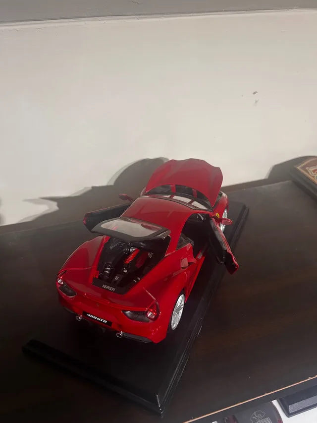 Maisto Ferrari 488 GTB image indicator(4)
