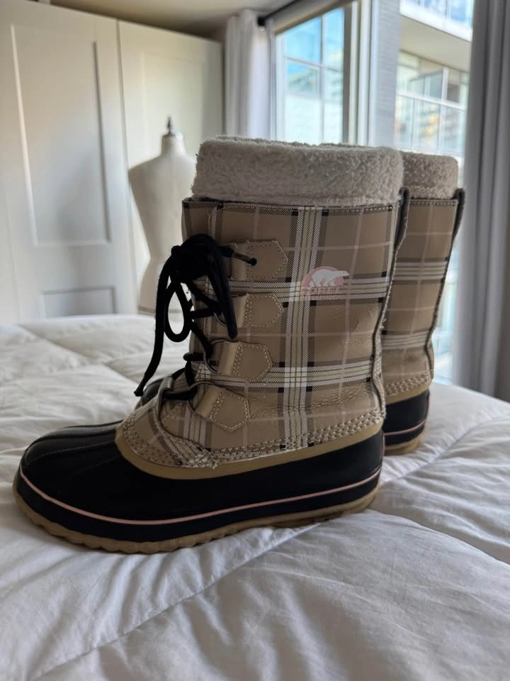 Ladies SOREL Waterproof Winter Boots Size 7 - photo 2