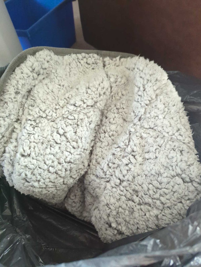 FREE weighted blanket - photo 2
