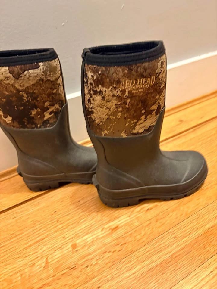 Boots: Neoprene Youth Size 1