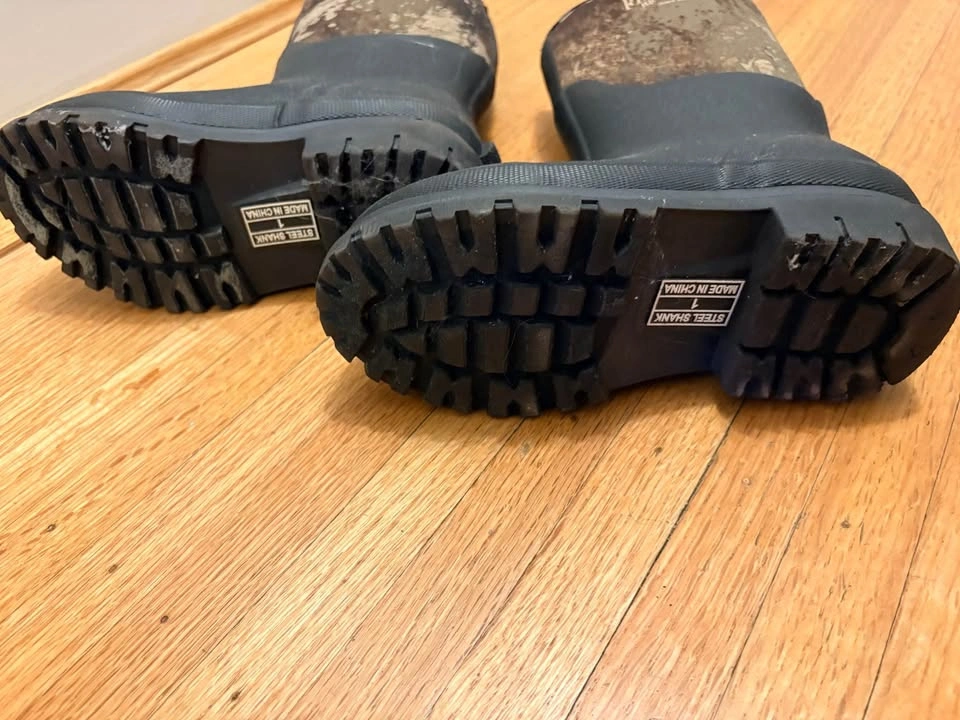 Boots: Neoprene Youth Size 1 - photo 3