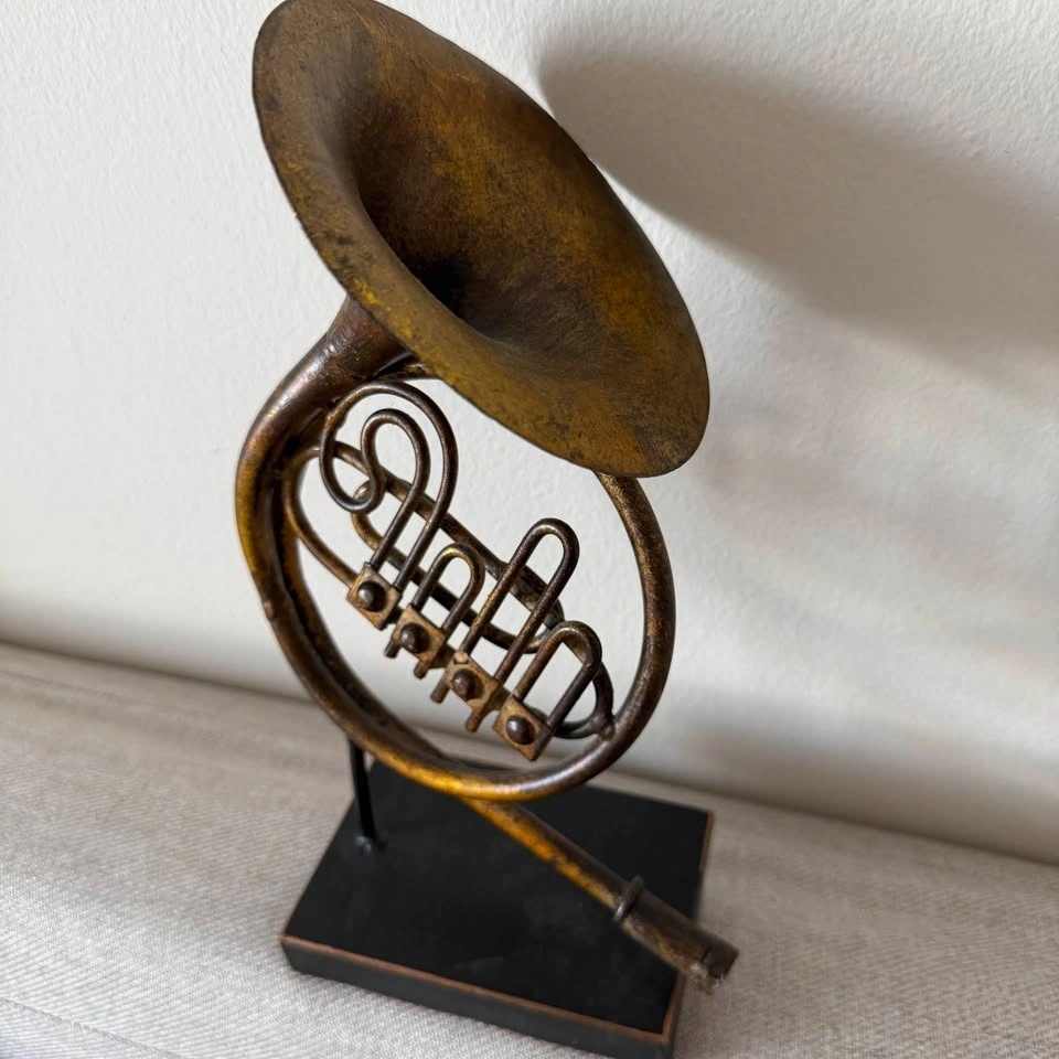 French Horn Metal Sculpture on Stand – Musical Desk & Shelf Deco - photo 2