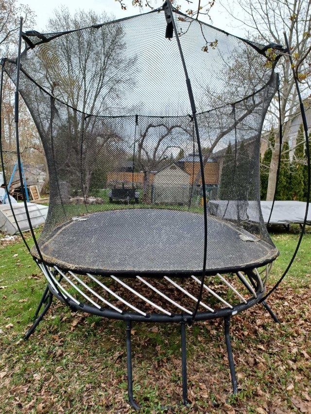 trampoline - photo 2