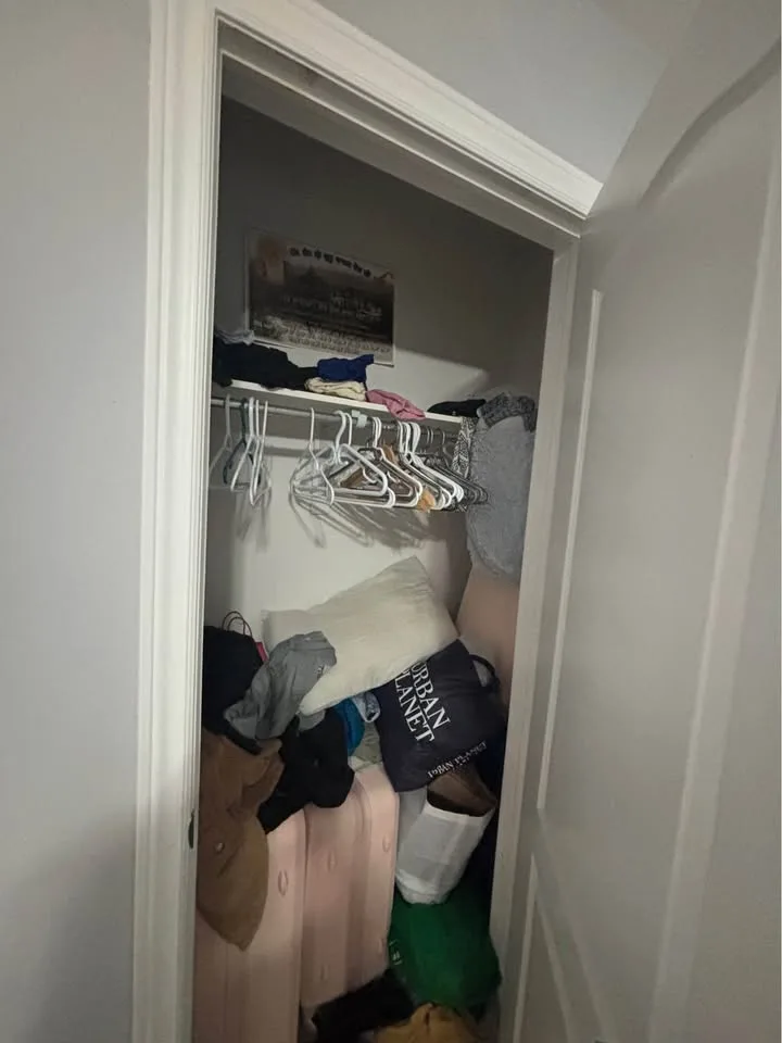 1 Bed 1 Bath - House image indicator(5)