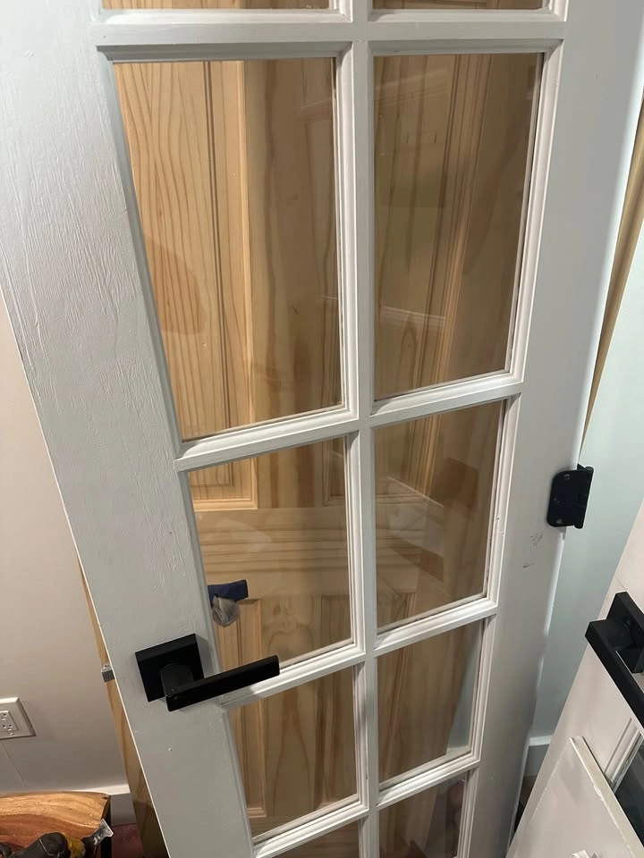 2 White 10-Lite Interior French Doors with Black Hardware - photo 5