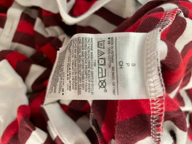 🧡 Holiday family pajama set: men’s, maternity, 2 pets, baby image indicator(5)