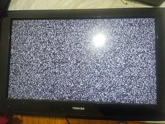 Toshiba 320T2U 32-inch Television