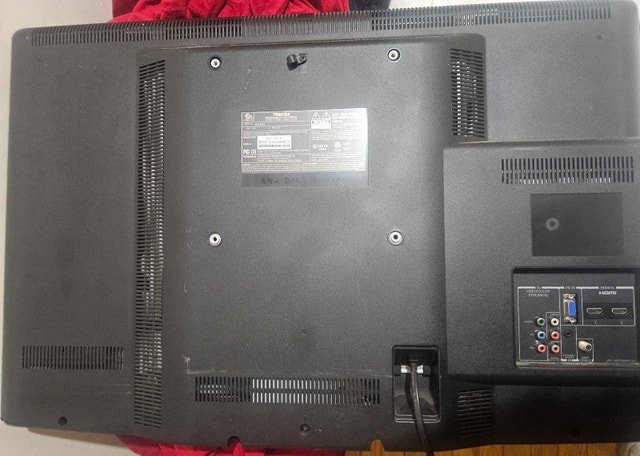 Toshiba 320T2U 32-inch Television - photo 2