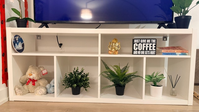 IKEA KALLAX TV Bench / TV Stand – White