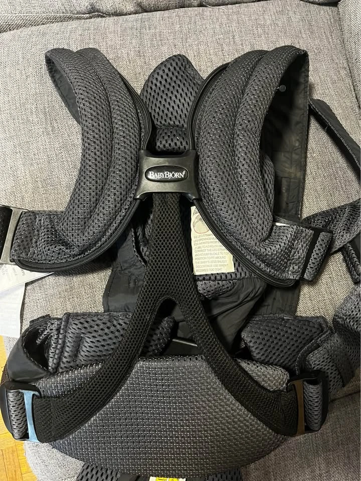 Baby Bjorn carrier - photo 5