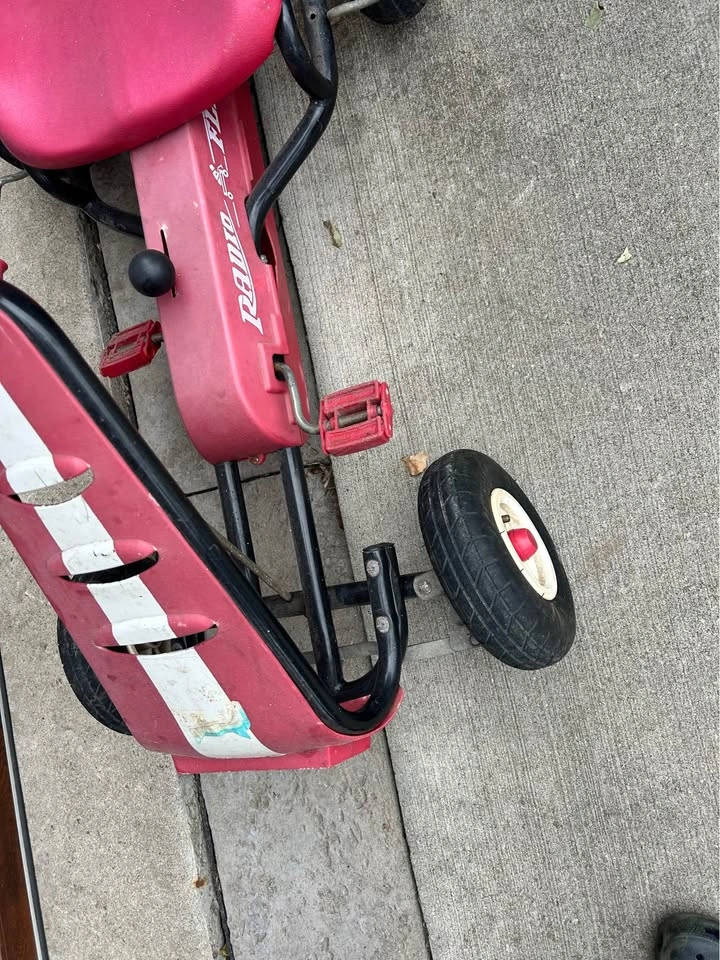 Radio Flyer Pedal Go-Kart - photo 3