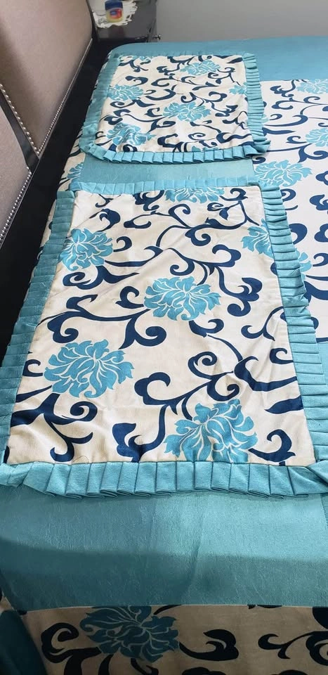 King Size Blue Floral Bedsheet Set with 2 Pillow Cases - photo 5