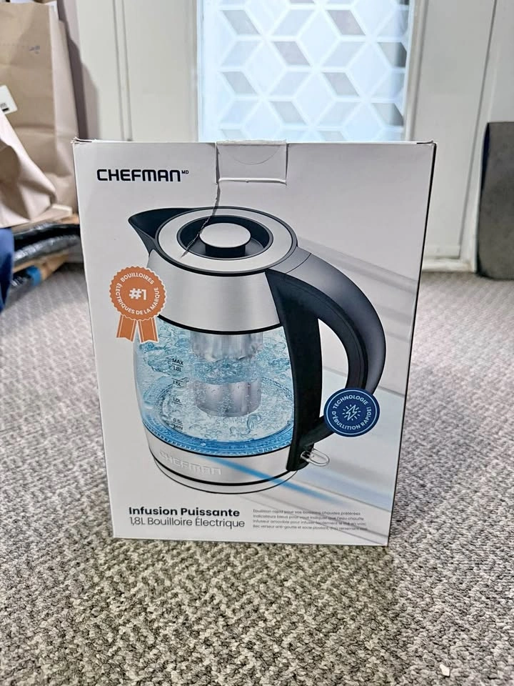 Chefman 1.8L Glass Electric Kettle – MOVING OUT SALE