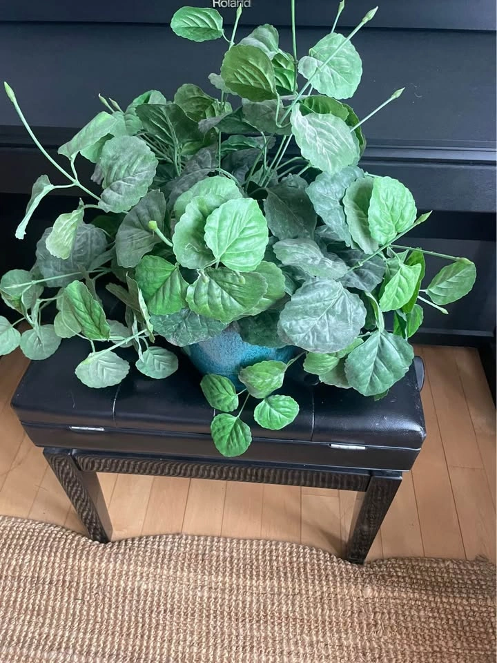 Fake plant in planter - photo 2